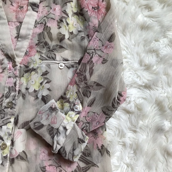 Kut from Kloth Floral Print Button Up Blouse - Picture 8 of 16